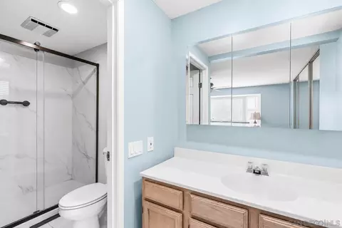 Bath - 125 Encanto Dr, Escondido, CA 92027 photo 1 of 3