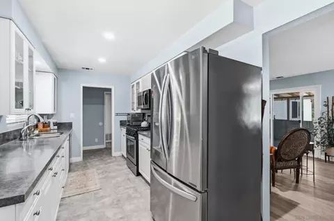 Kitchen - 125 Encanto Dr, Escondido, CA 92027 photo 4 of 4