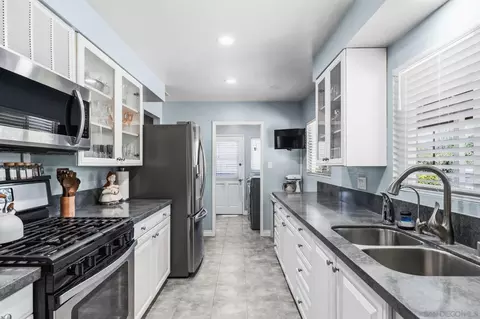 Kitchen - 125 Encanto Dr, Escondido, CA 92027 photo 1 of 4