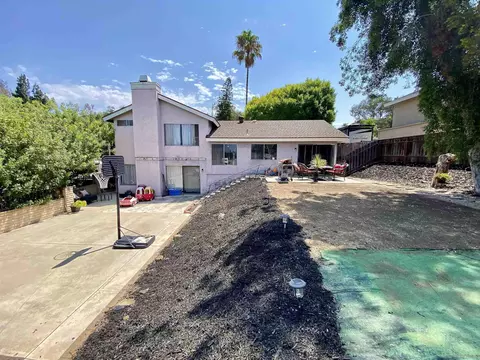 Exterior - 4132 Palm Tree Ct, La Mesa, CA 91941 photo 9 of 14