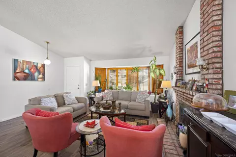 Living - 2336 Wind River Rd, El Cajon, CA 92019 photo 4 of 5