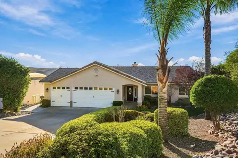 Exterior - 15107 La Plata Ct, Ramona, CA 92065 photo 2 of 10