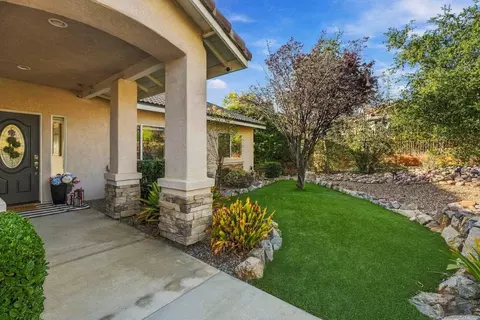 Exterior - 15107 La Plata Ct, Ramona, CA 92065 photo 3 of 10