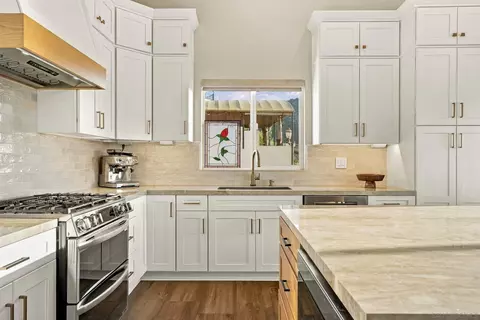 Kitchen - 15107 La Plata Ct, Ramona, CA 92065 photo 5 of 6