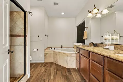 Bath - 15107 La Plata Ct, Ramona, CA 92065 photo 1 of 6