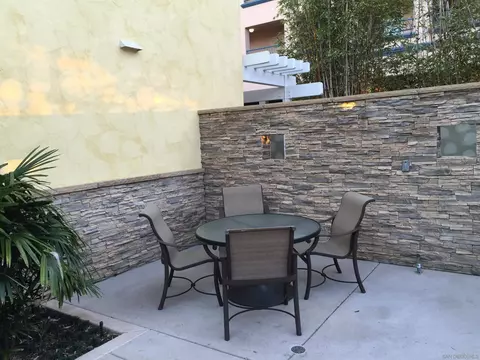 Exterior - 150 Walnut, Carlsbad, CA 92008 photo 3 of 16