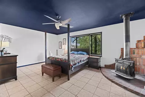 Bedroom - 2513 Tecate Divide Rd, Boulevard, CA 91905 photo 1 of 6