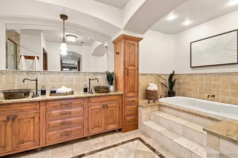 Bath - 120 C Ave #202, Coronado, CA 92118 photo 1 of 3