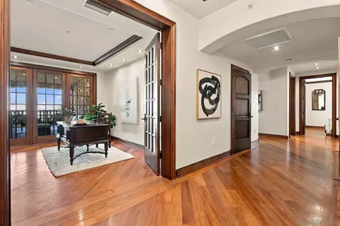 Entry Way - 120 C Ave #202, Coronado, CA 92118 photo 2 of 3