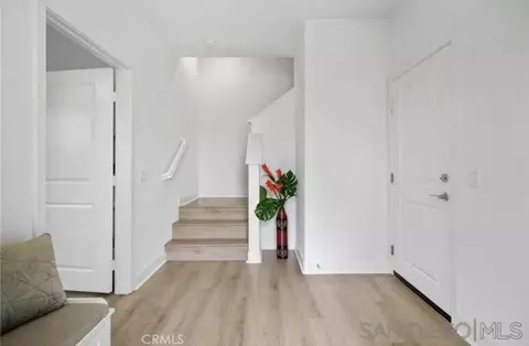 Entry Way - 4382 Pacifica Way #1, Oceanside, CA 92056 photo 1 of 7