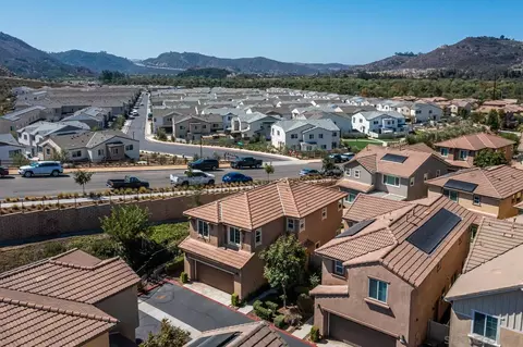 View/Area - 337 Dun Blazer Way, Fallbrook, CA 92028 photo 1 of 19