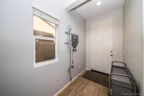 Entry Way - 337 Dun Blazer Way, Fallbrook, CA 92028 photo 1 of 4