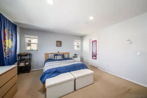 Bedroom - 337 Dun Blazer Way, Fallbrook, CA 92028 photo 2 of 6