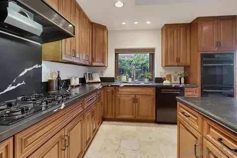 Kitchen - 9807 Ogram Dr, La Mesa, CA 91941 photo 2 of 5