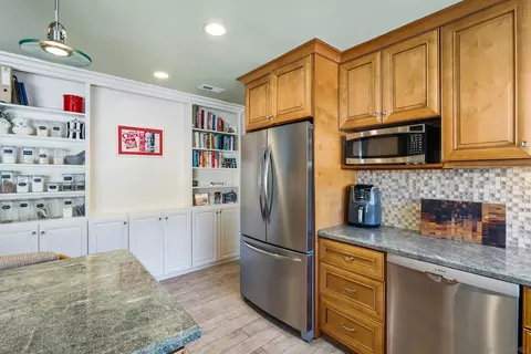 Kitchen - 4866 Park Dr, Carlsbad, CA 92008 photo 6 of 6