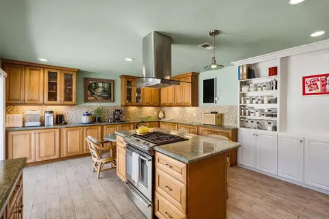 Kitchen - 4866 Park Dr, Carlsbad, CA 92008 photo 5 of 6