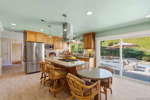 Kitchen - 4866 Park Dr, Carlsbad, CA 92008 photo 3 of 6
