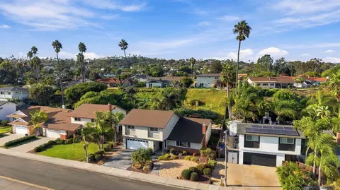 View/Area - 4866 Park Dr, Carlsbad, CA 92008 photo 2 of 13