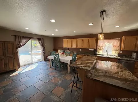 Kitchen - 9625 Pino, Lakeside, CA 92040 photo 2 of 3