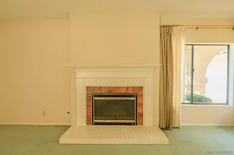 Living - 2268 Valley Rd, Oceanside, CA 92056 photo 6 of 8