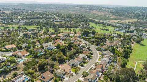 View/Area - 2268 Valley Rd, Oceanside, CA 92056 photo 13 of 15