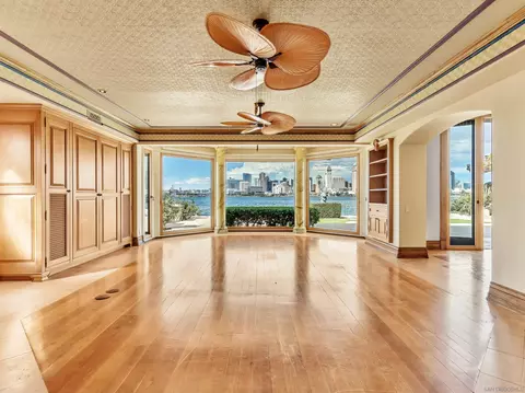 Living - 519 1st St, Coronado, CA 92118 photo 3 of 3
