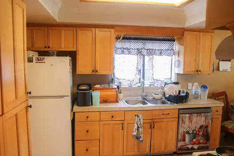Kitchen - 580 Kit, Hemet, CA 92543 photo 6 of 6