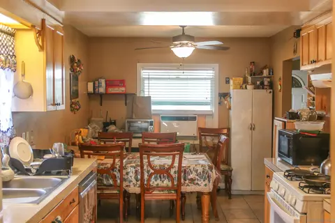 Other - 580 Kit, Hemet, CA 92543 photo 10 of 12