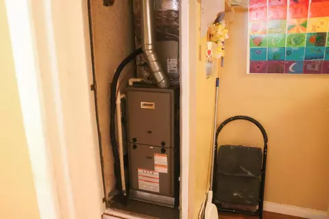 Entry Way - 580 Kit, Hemet, CA 92543 photo 2 of 4