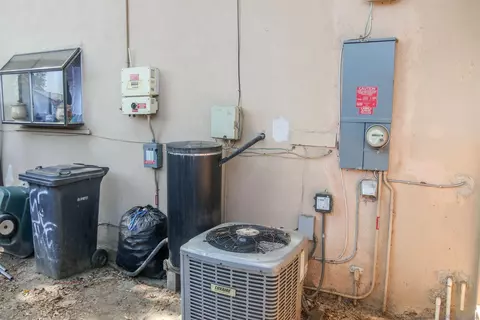 Exterior - 580 Kit, Hemet, CA 92543 photo 10 of 17