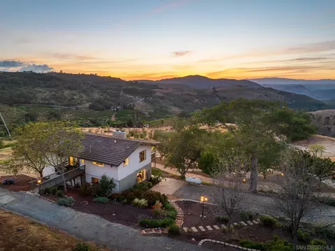 10889 San Gabriel Way, Valley Center, CA 92082