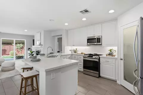 Kitchen - 1053 Manteca, Oceanside, CA 92057 photo 1 of 4