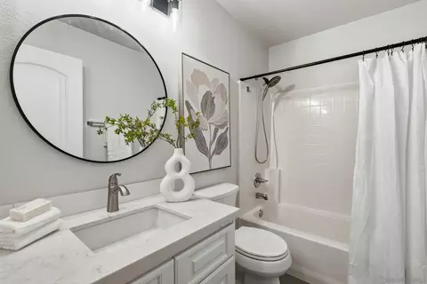 Bath - 1053 Manteca, Oceanside, CA 92057 photo 3 of 3