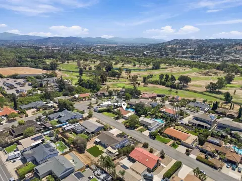 View/Area - 8621 Dunwoodie Rd, Santee, CA 92071 photo 6 of 7