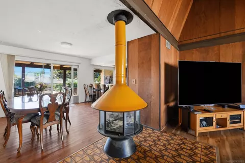 Dining - 8621 Dunwoodie Rd, Santee, CA 92071 photo 1 of 2