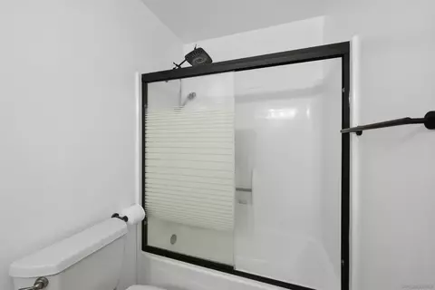 Bath - 8621 Dunwoodie Rd, Santee, CA 92071 photo 3 of 3