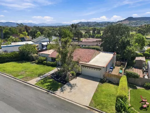 View/Area - 8621 Dunwoodie Rd, Santee, CA 92071 photo 2 of 7