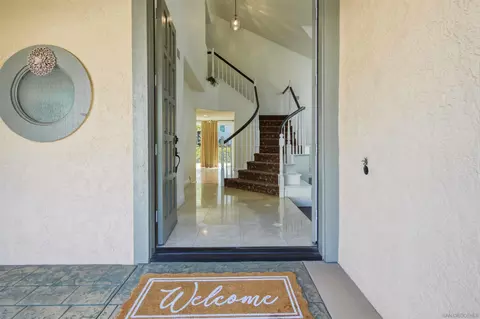 14025 Chestnut Hill Ln, San Diego, CA 92128