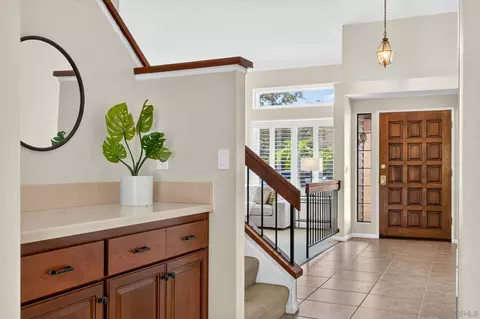 Entry Way - 13056 Triumph, Poway, CA 92064 photo 3 of 4