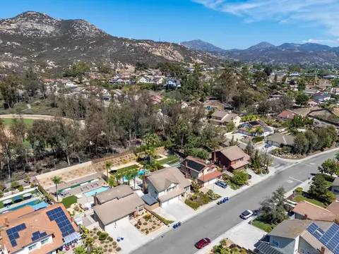 View/Area - 13056 Triumph, Poway, CA 92064 photo 2 of 20