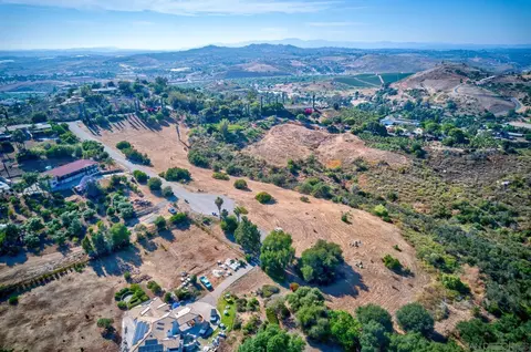 fairview dr, Vista, CA 92084 photo 6