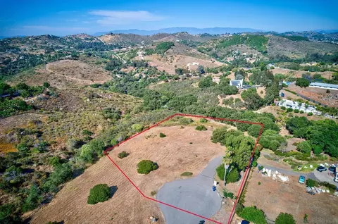 fairview dr, Vista, CA 92084 photo 3