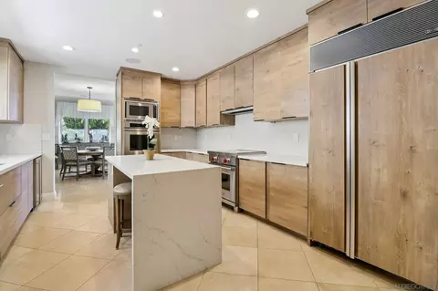 Kitchen - 464 Prospect St #101, La Jolla, CA 92037 photo 3 of 4