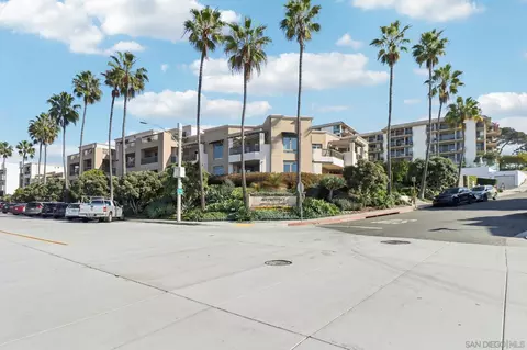 Exterior - 464 Prospect St #101, La Jolla, CA 92037 photo 10 of 11