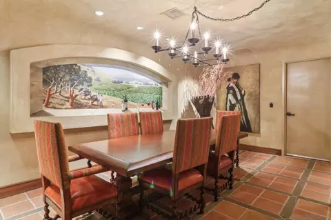 Dining - 464 Prospect St #101, La Jolla, CA 92037 photo 4 of 6