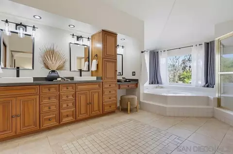 Bath - 15311 Crestview, Poway, CA 92064 photo 2 of 5