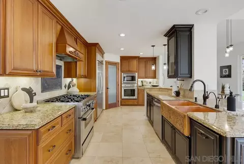 Kitchen - 15311 Crestview, Poway, CA 92064 photo 4 of 5