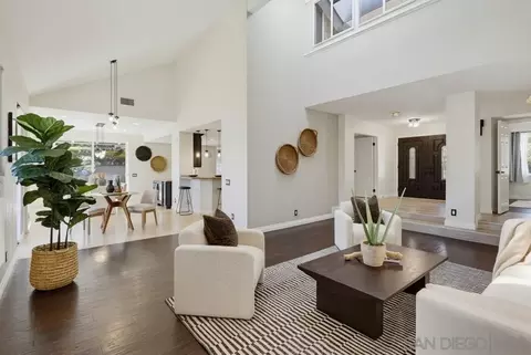 Living - 15311 Crestview, Poway, CA 92064 photo 2 of 3