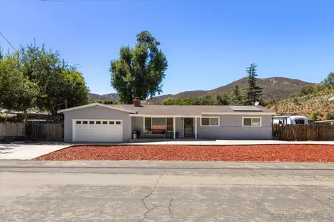 Exterior - 3620 Foxley Dr, Escondido, CA 92027 photo 1 of 7