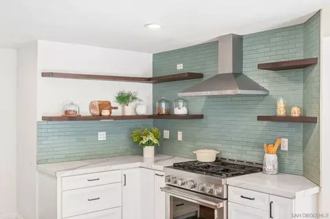 Kitchen - 1851 Via Primero, Oceanside, CA 92056 photo 5 of 7